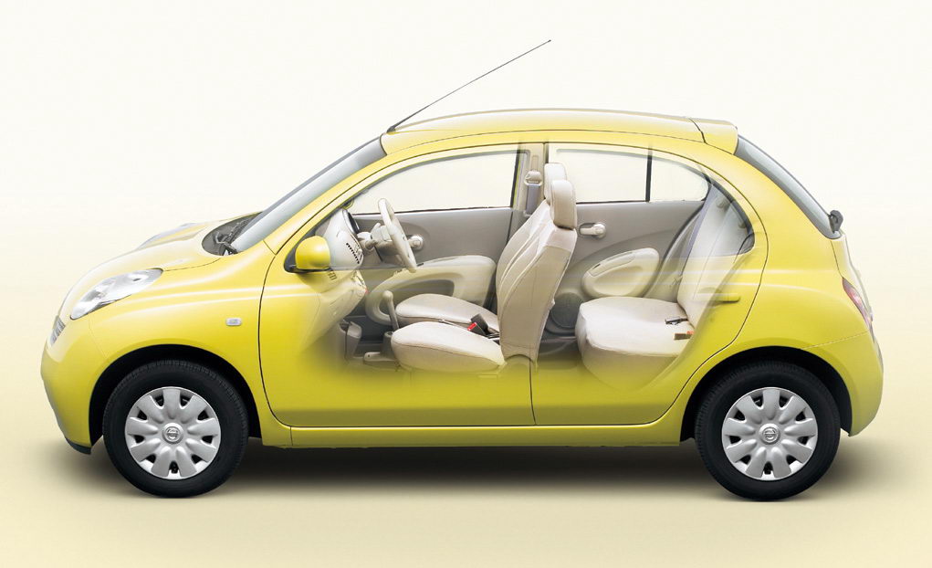 Nissan March 2002 006.jpg